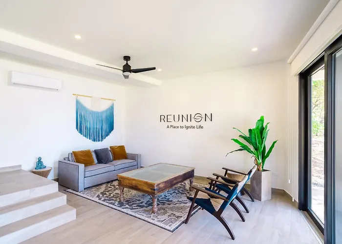 Reunion Wellness & Retreats Playa Danta