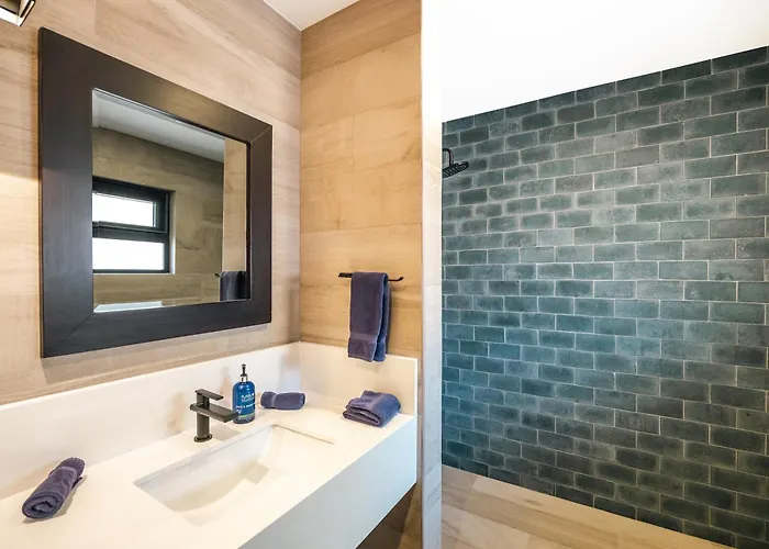 Reunion Wellness & Retreats Hotel